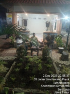 “Simolawang 2 Barat: Posko Pancasila RW 2 Gelar Patroli Malam Terpadu”