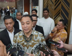 Wali Kota Surabaya Tegas: Ormas Terlibat Premanisme Siap Dibubarkan