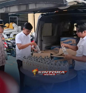 250 Botol Arak Bali Ilegal Digagalkan di Terminal Sampang, Polisi Amankan Kurir Asal Sumenep