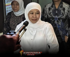 Khofifah Tegas Bantah Isu Fee 30 Persen Dana Hibah DPRD Jatim di Sidang Tipikor Surabaya