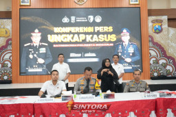 Modus Minta Tolong Berujung Tipu Daya, Polresta Sidoarjo Ringkus Komplotan Penggondol Motor